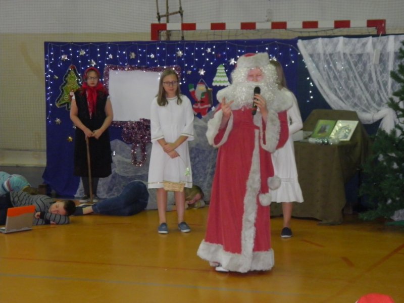 Mikołaj w szkole podstawowej